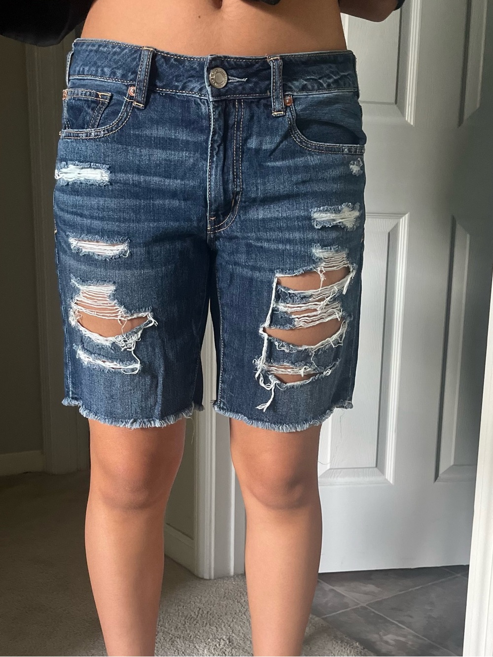 American Eagle Outfitters Distressed Indigo Jean Bermuda Shorts size 6